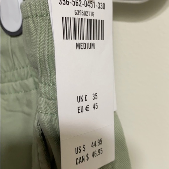 NWT - Hollister Ultra High Rise woven joggers - Picture 5 of 9